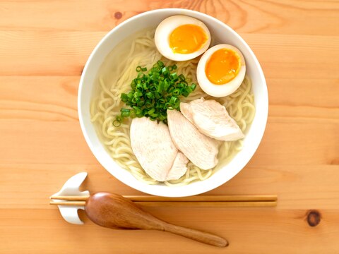 みりんが隠し味！鶏むね肉の塩ラーメン